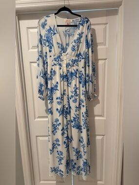 Flying Tomato White Maxi Dress with Blue Floral Print